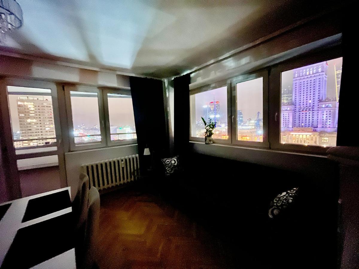 Platinum Metro X2 Wifi 350 Mbs Netflix Hbo Appletv Leilighet Warszawa Eksteriør bilde